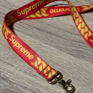 Supreme Cuban Links Lanyard Keychain red